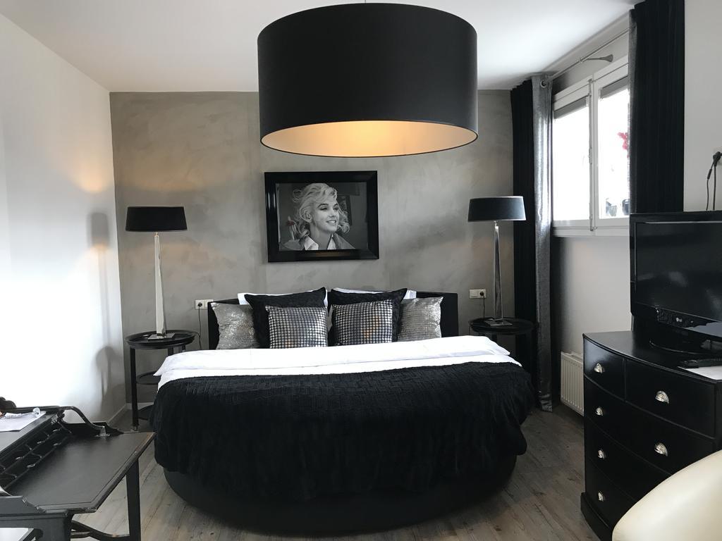 Bewaring - Bijzonder Boutique In Historisch Pand