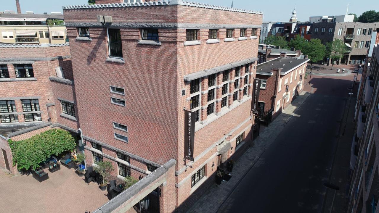 Bewaring Hotel